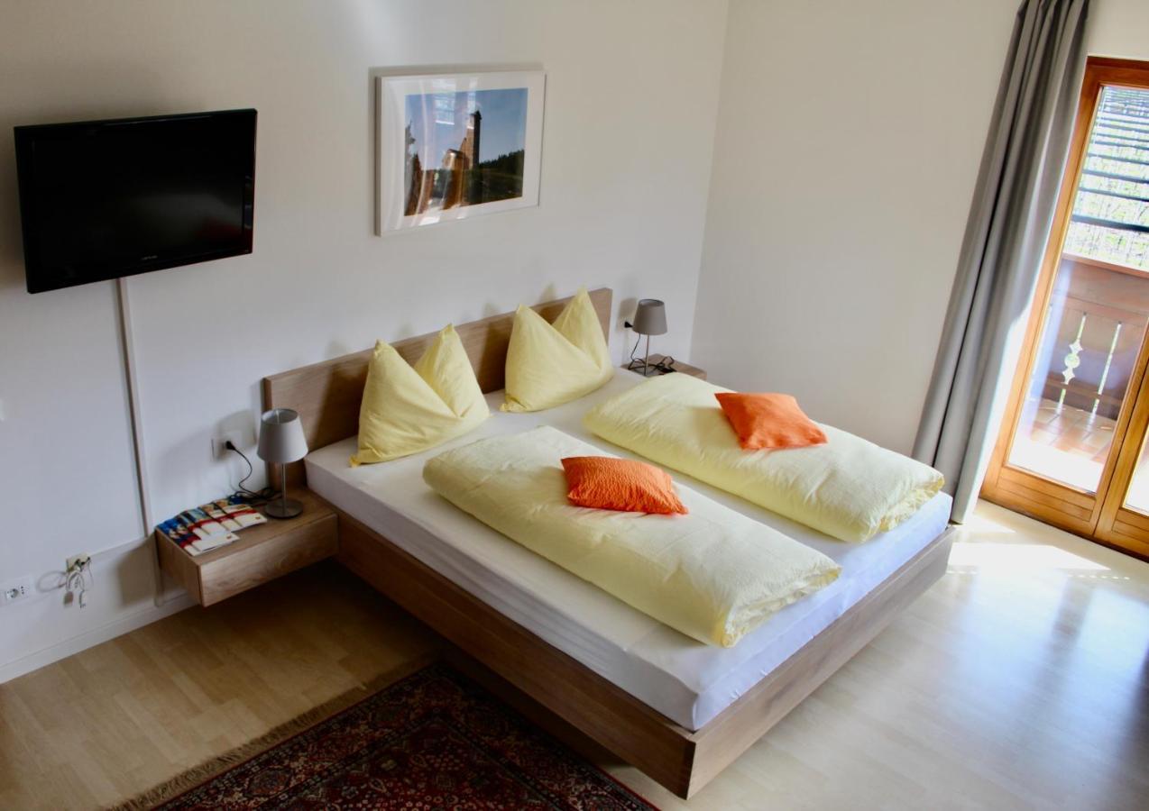 Gruberhof Bed & Breakfast Postal / Burgstall Luaran gambar