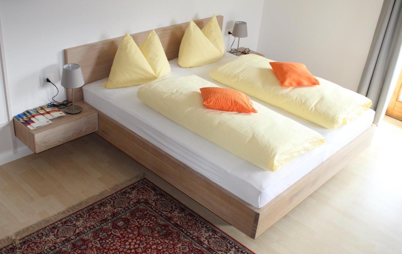 Gruberhof Bed & Breakfast Postal / Burgstall Luaran gambar